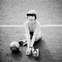 完美时尚的黑白女生头像,决心要离你而去的人