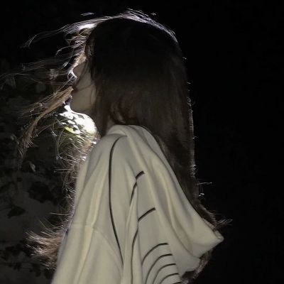 微信女生头像，喜欢你永远不变的心