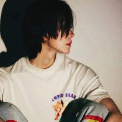 ins小清新文艺范满眼温柔的男生头像2022最新图片