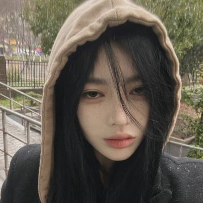 霸气女生头像冷酷高冷超拽，一如既往眷恋你