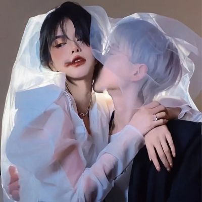 超级显地位的情侣头像，情侣们也会一起创造美好的回忆