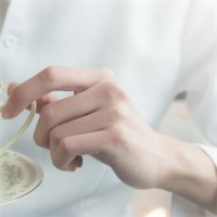 男生上半身无脸头像,看不到脸有种神秘感的