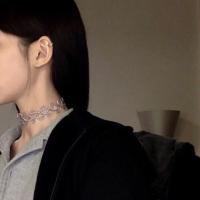 从此一个人没有心平气和的日子,不想让别人看到自己的脸了