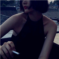 个性半身女头像不漏脸,半身露锁骨女生头像