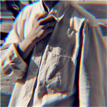 头像男成熟半身 成功的男人背后必有付出