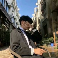 半身绅士男生头像,穿西服的,穿运动服的