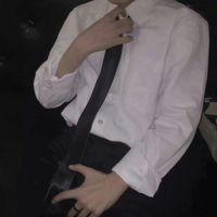 qq头像男生衬衫半身,性感十足,霸气有魅力