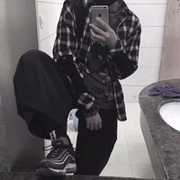 男人的着装场合很重要，适合成功男人微信头像