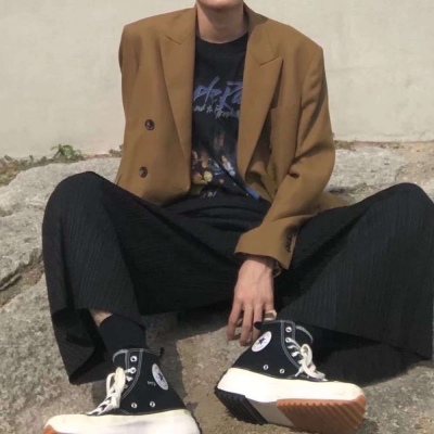 优质男头部位高清，从校服到西装还是依然帅气