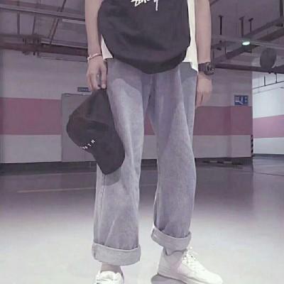 快手头像男生社会人，好像有点累了