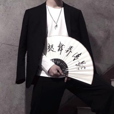 拿扇子的男生头像 全部是半身个性优质男头图片