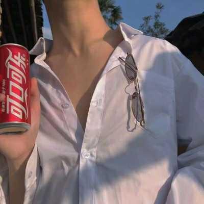 部位男头衬衫腹肌高清图片，喜欢的不用说下载了