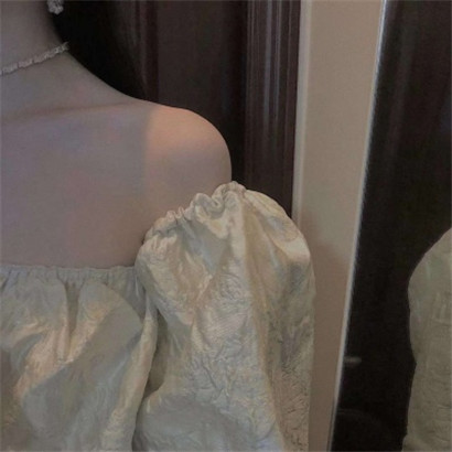 最新半身女生头像 半身控性感不露脸的美女