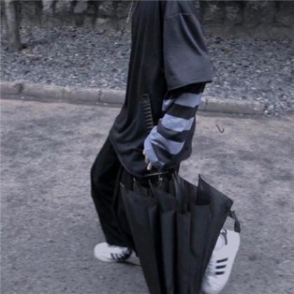 qq男生头像下半身腿部，比较潮流的看不到脸的