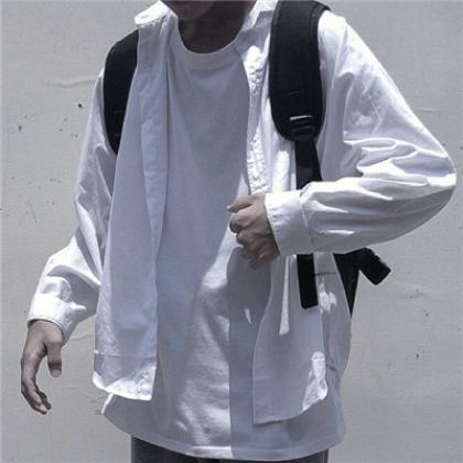 男生头像半身控高清，露不露脸其实无所谓只要喜欢就好