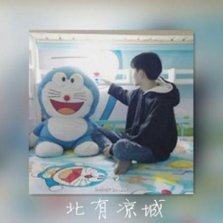 宠溺情侣头像一左一右，想你想到天荒地老