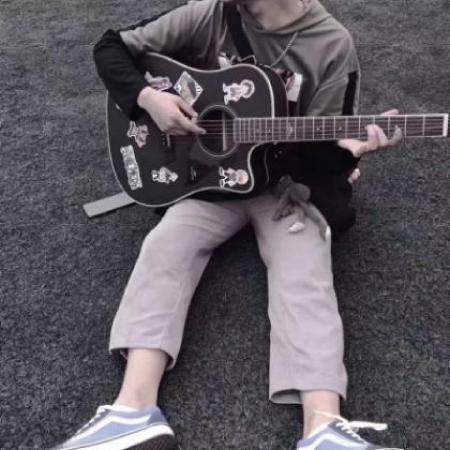 qq男生部位头像，所有心事全都藏在心里的男生