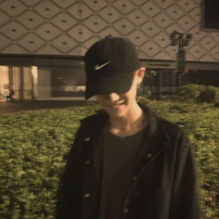 男生部位图头像半身，也有几张不是半身的