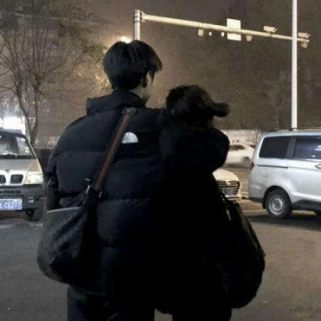 qq下半身情侣头像大全 勇于接受逆境的人