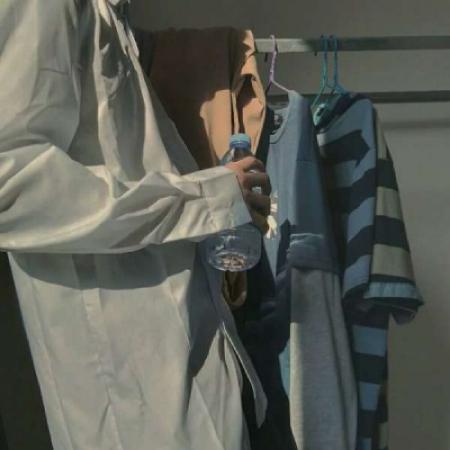 优质部位男头 干净清新白色衬衫