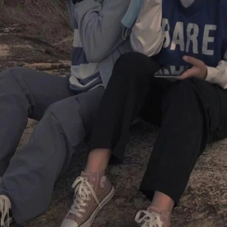 好看的甜到爆情侣头像真人部位半身控真人