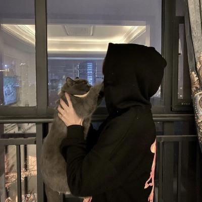 分享的就是这种霸道男生头像不漏脸的男头