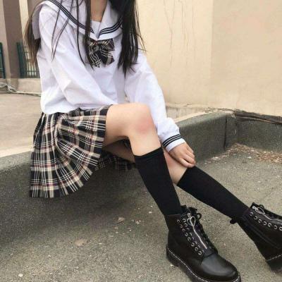 qq小清新学院风半身头像女，全部是不露脸的