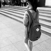 女生头像背影长发唯美,一个人孤独背影图片