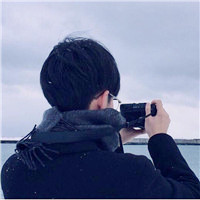 海边背影男生头像,微信头像海边背影男生