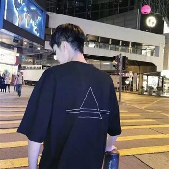 2018超清男生背影头像 同时也是最新版最酷的男生