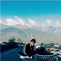 非主流高清女生头像背影图片,面对大海的