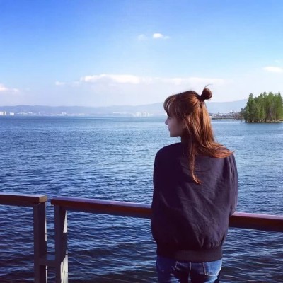 背影头像女生唯美漂亮 2019时尚漂亮的美女