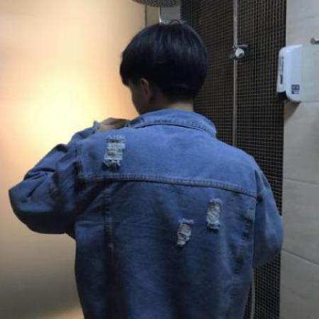 男生头像背景一套个性颓废，得到的却是伤感