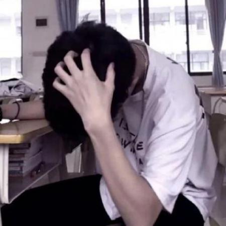 微信男生背影头像图片，伤感的男人堕落一点的