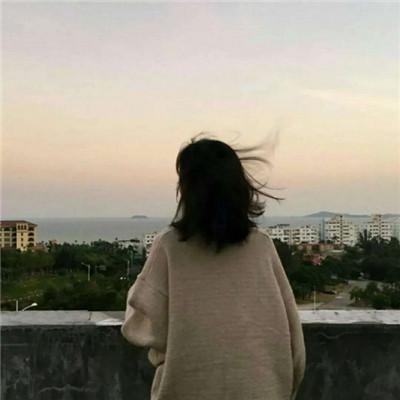 女生背影头像唯美伤感 没有分手何必有忧愁