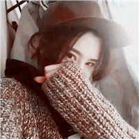 活泼可爱风安静长发美女头像,搭配深棕色的清新染发太迷人了
