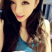 长发卷发美女头像图片