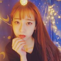 清新十足长发美女头像图片,简约大方不做作妹子