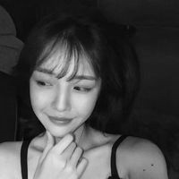 世界上女人千千万万,但是我就是喜欢这些黑白女生头像
