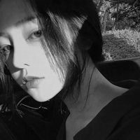 世界上女人千千万万,但是我就是喜欢这些黑白女生头像