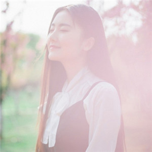 微信头像女 长直发清纯美女唯美图片