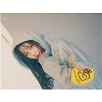 白边女生头像上下带白边,长发的妹子更是好看吧