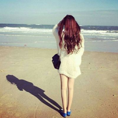 女生头像唯美背影长发,具有少女感夏季才是女人的天下