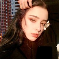 她们的美完全超乎你的想象,长头发的欧美女生头像