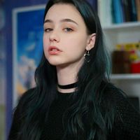 她们的美完全超乎你的想象,长头发的欧美女生头像