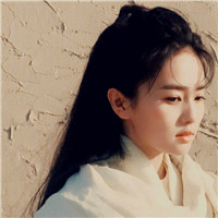 2018最时尚的微信图片 全部是长发的美女共计12张