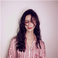 微信头像女 时尚简单大方长发气质唯美女生