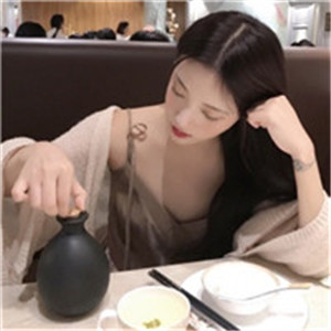 长发美女头像，特别的清新的漂亮好看的女生