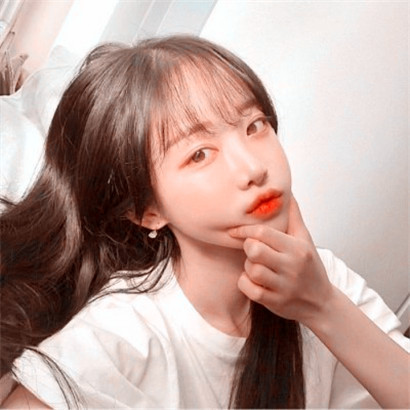 可爱头像女生长发萌萌哒，很容易让人喜欢的女头