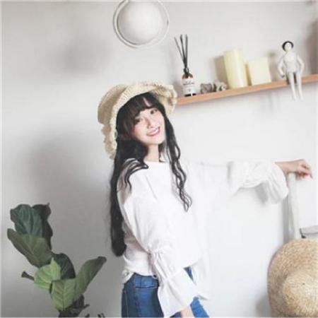 清新青春女生头像，长发时尚特别的有气质的